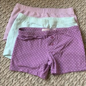GAP 6-7 girls briefs/pj bottoms